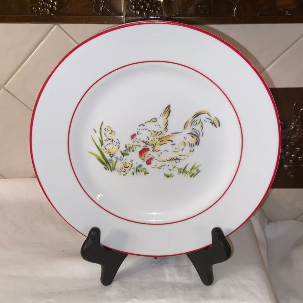 Set of 4 Like new Sur La Table Rooster farmhouse salad dessert Plates